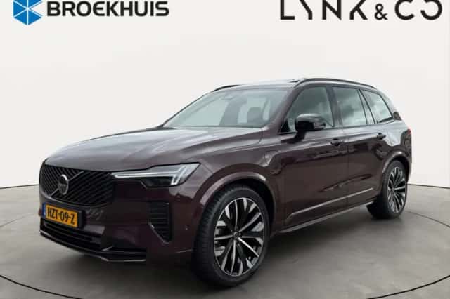 Volvo XC90 (2025) thumbnail 1