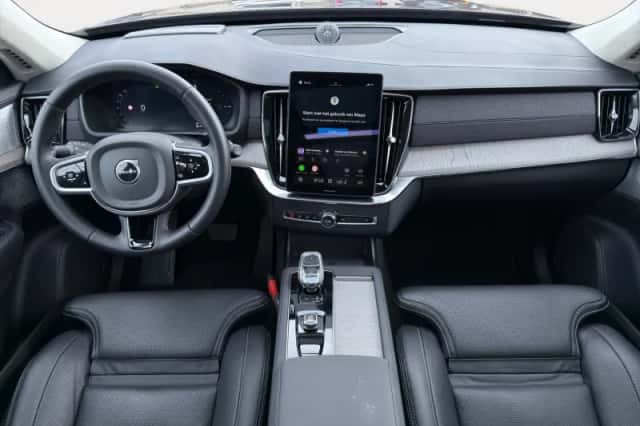 Volvo XC90 (2025) thumbnail 5