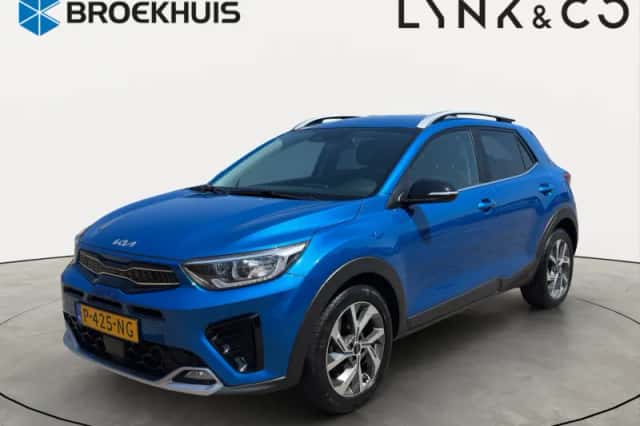 Kia Stonic (2022) thumbnail 1