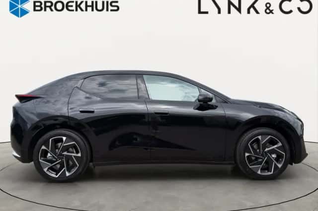 Lynk & Co 02 (2026) thumbnail 3