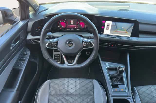 Volkswagen Golf (2021) thumbnail 4