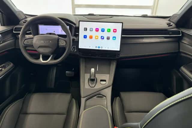 Lynk & Co 01 (2025) thumbnail 5