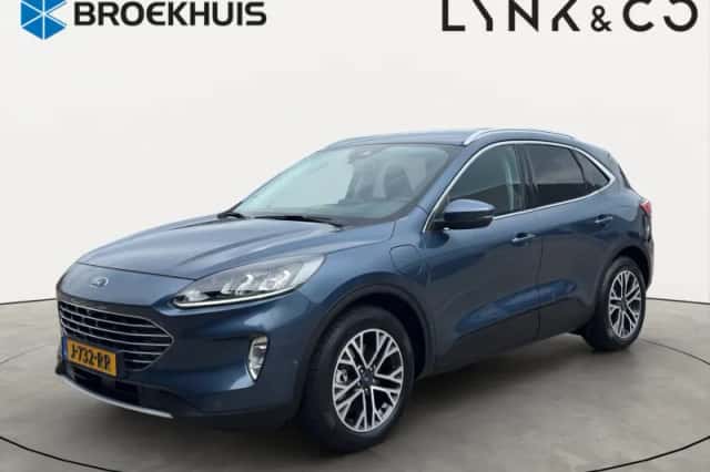 Ford Kuga (2021) thumbnail 1