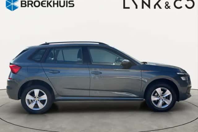 Škoda Kamiq (2020) thumbnail 3