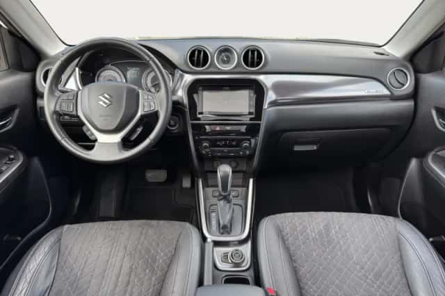 Suzuki Vitara (2020) thumbnail 5
