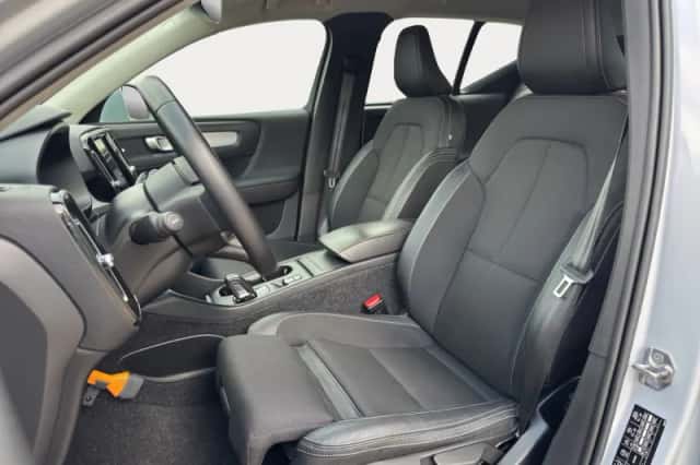 Volvo XC40 (2019) thumbnail 6