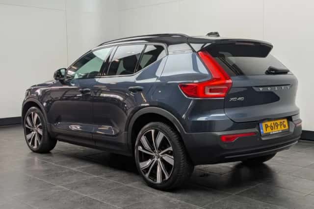 Volvo XC40 (2022) thumbnail 4