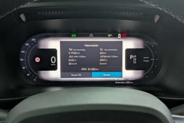 Volvo XC40 (2022) thumbnail 6