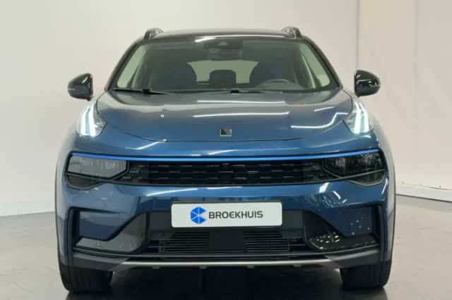 Lynk & Co 01 (2023) thumbnail 3