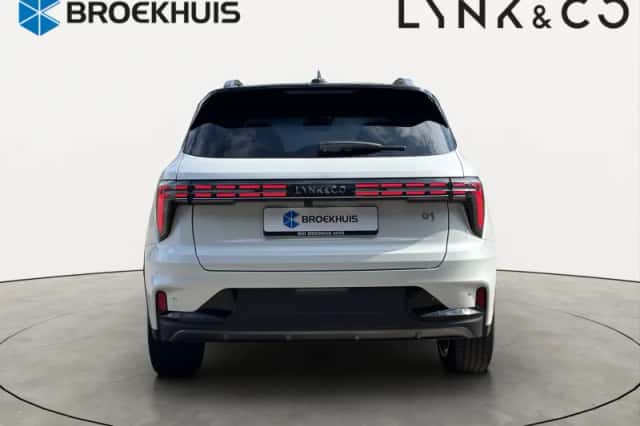 Lynk & Co 01 (2025) thumbnail 5