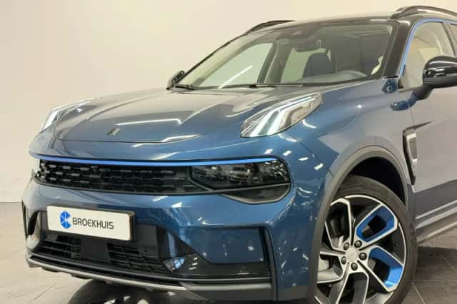 Lynk & Co 01 (2022) thumbnail 2