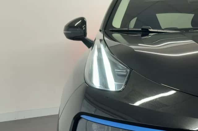 Lynk & Co 01 (2023) thumbnail 3