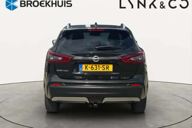 Nissan Qashqai (2021) thumbnail 4