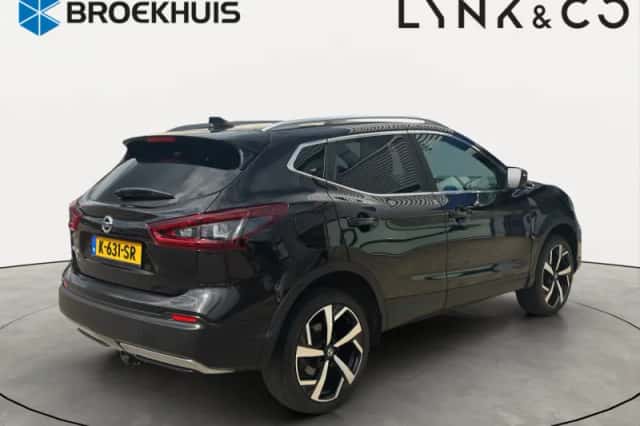 Nissan Qashqai (2021) thumbnail 5
