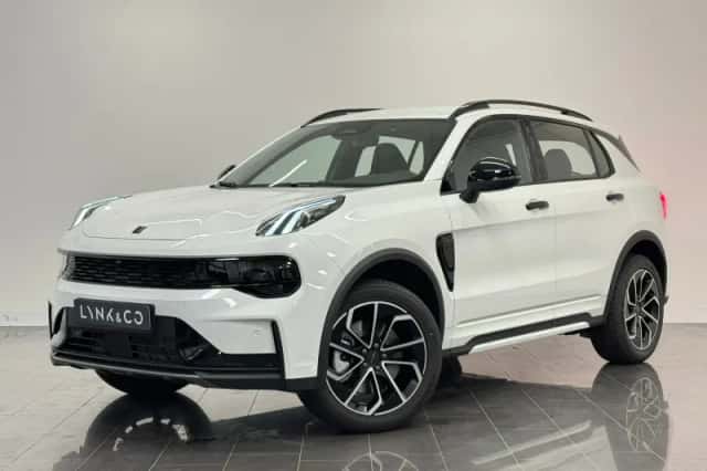 Lynk & Co 01 (2025) thumbnail 1