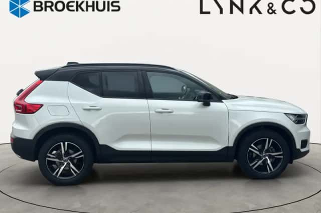 Volvo XC40 (2019) thumbnail 6