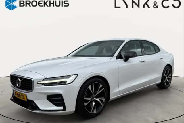 Volvo S60 (2019) thumbnail 1