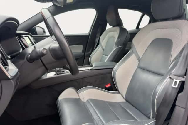 Volvo S60 (2019) thumbnail 6