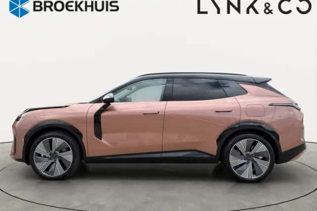 Lynk & Co 08 (2026) thumbnail 3