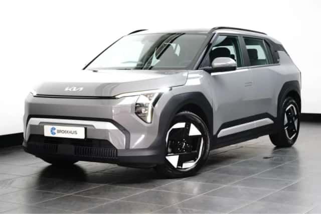 Kia EV3 (2025) thumbnail 1