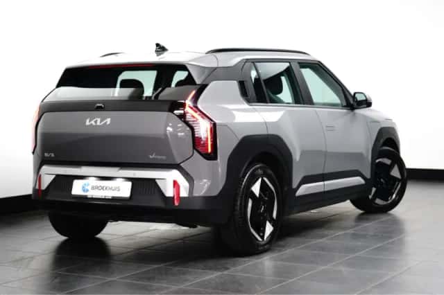 Kia EV3 (2025) thumbnail 3