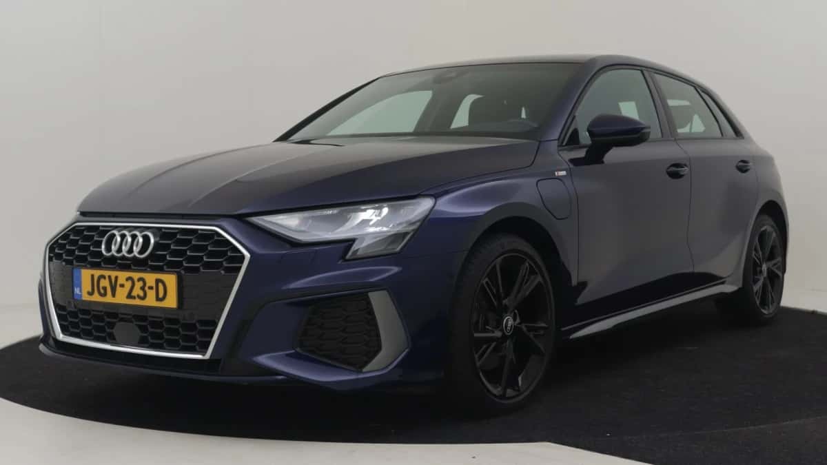 Audi A3 (2021) — foto 1