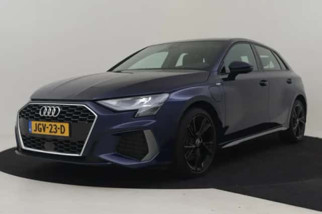 Audi A3 (2021) thumbnail 1