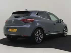 Renault Clio (2021) thumbnail 2