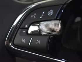 Škoda Octavia (2023) thumbnail 15