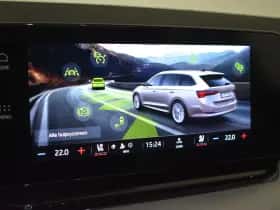 Škoda Octavia (2023) thumbnail 19