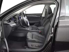Škoda Octavia (2023) thumbnail 5