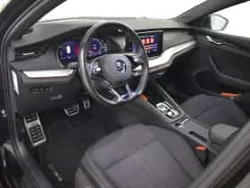 Škoda Octavia (2021) thumbnail 4