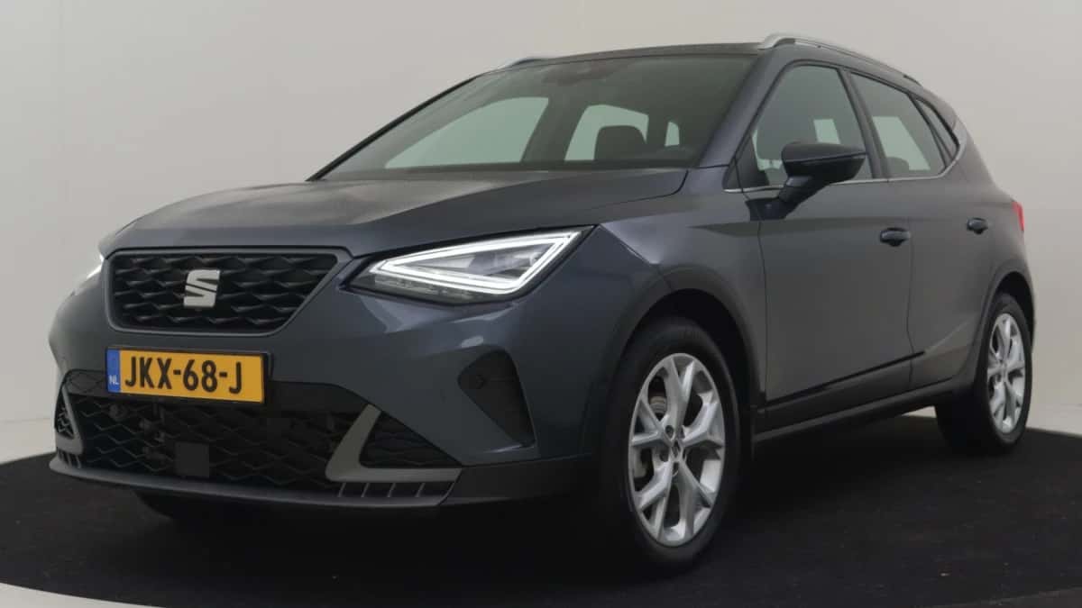 SEAT Arona (2024) — foto 1