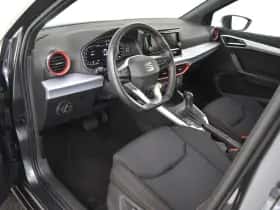 SEAT Arona (2024) thumbnail 4