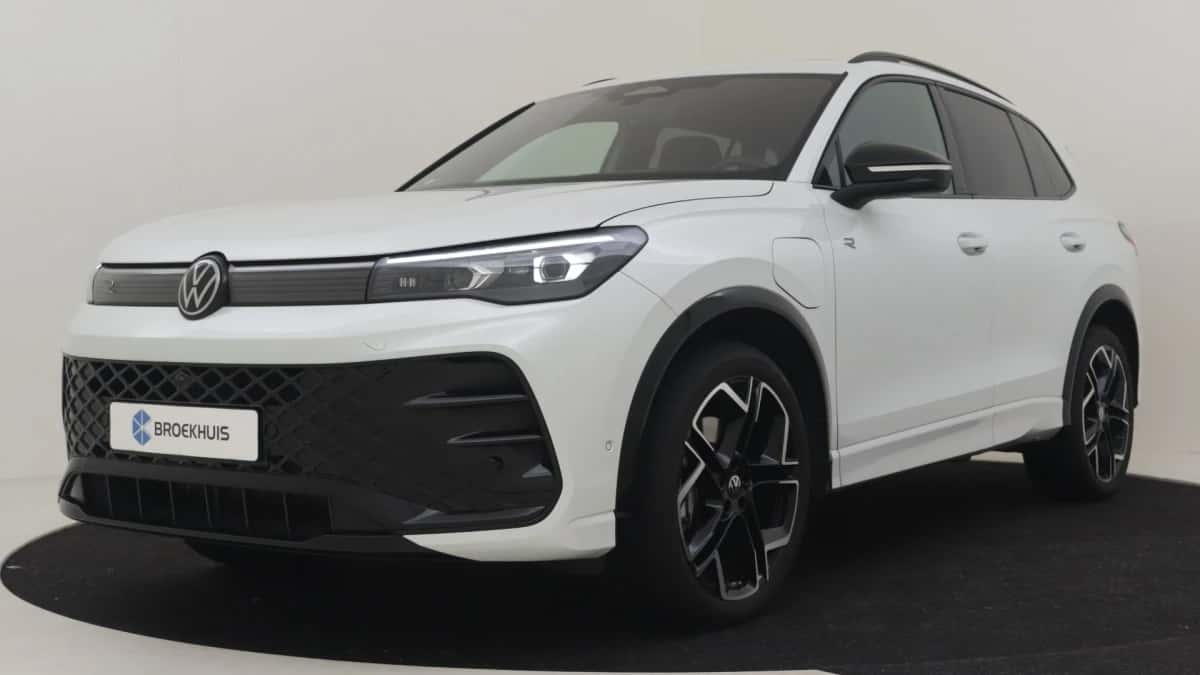 Volkswagen Tiguan (2025) — foto 1