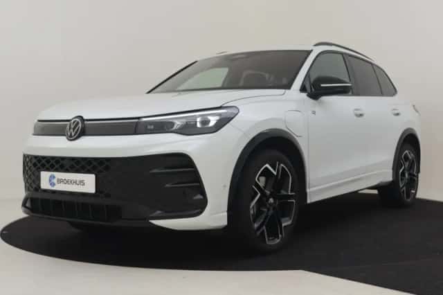 Volkswagen Tiguan (2025) thumbnail 1