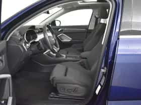 Audi Q3 (2021) thumbnail 5