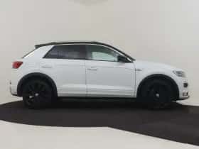 Volkswagen T-Roc (2018) thumbnail 11