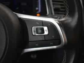 Volkswagen T-Roc (2018) thumbnail 13