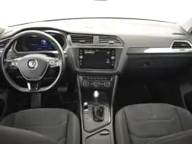 Volkswagen Tiguan (2018) thumbnail 5