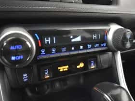 Toyota RAV4 (2020) thumbnail 15