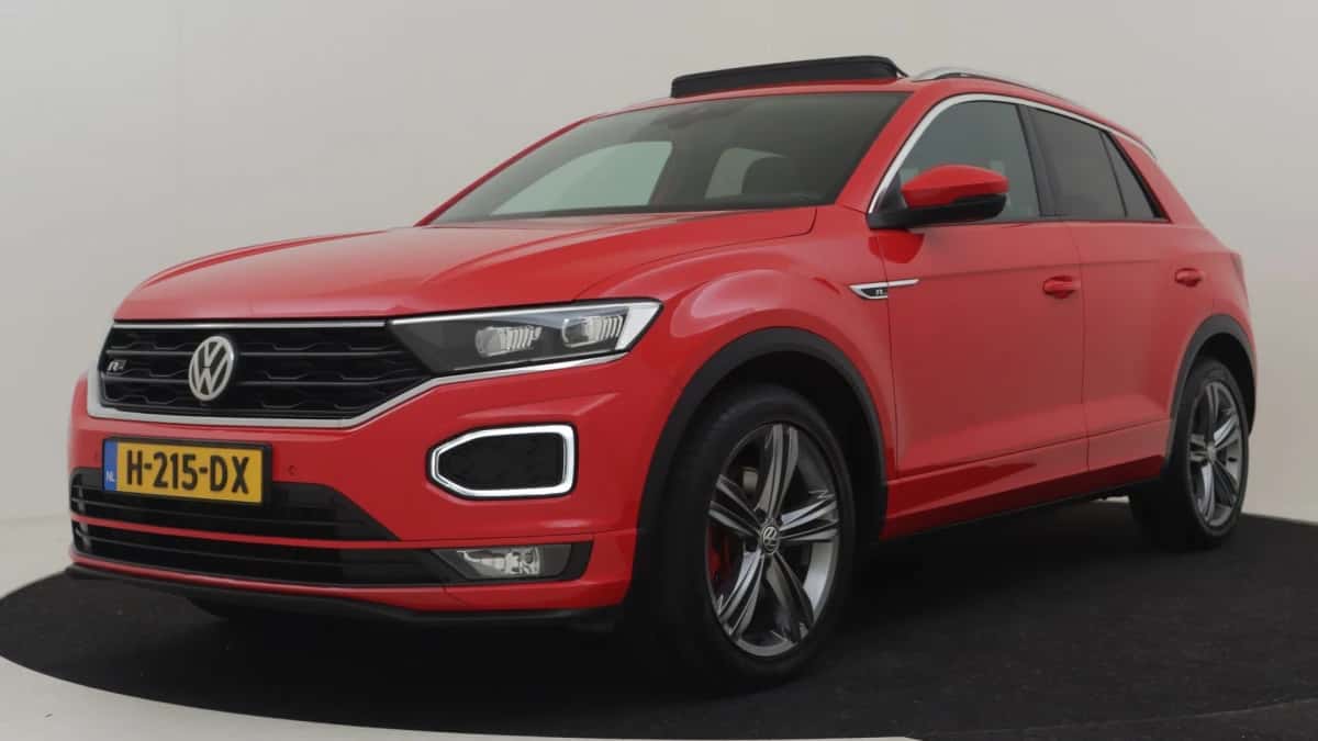 Volkswagen T-Roc (2020) — foto 1