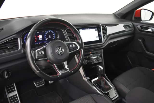 Volkswagen T-Roc (2020) thumbnail 4
