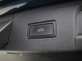 Volkswagen Passat (2022) thumbnail 24