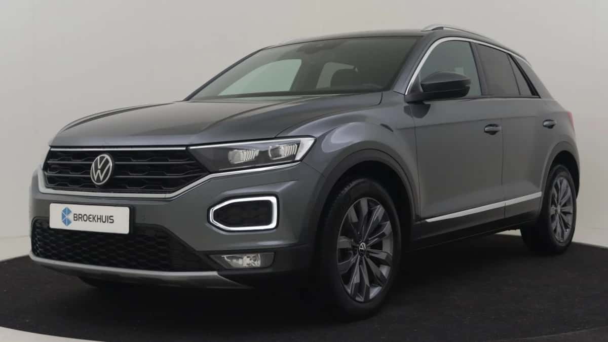 Volkswagen T-Roc (2021) — foto 1
