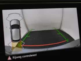 Volkswagen T-Roc (2021) thumbnail 17