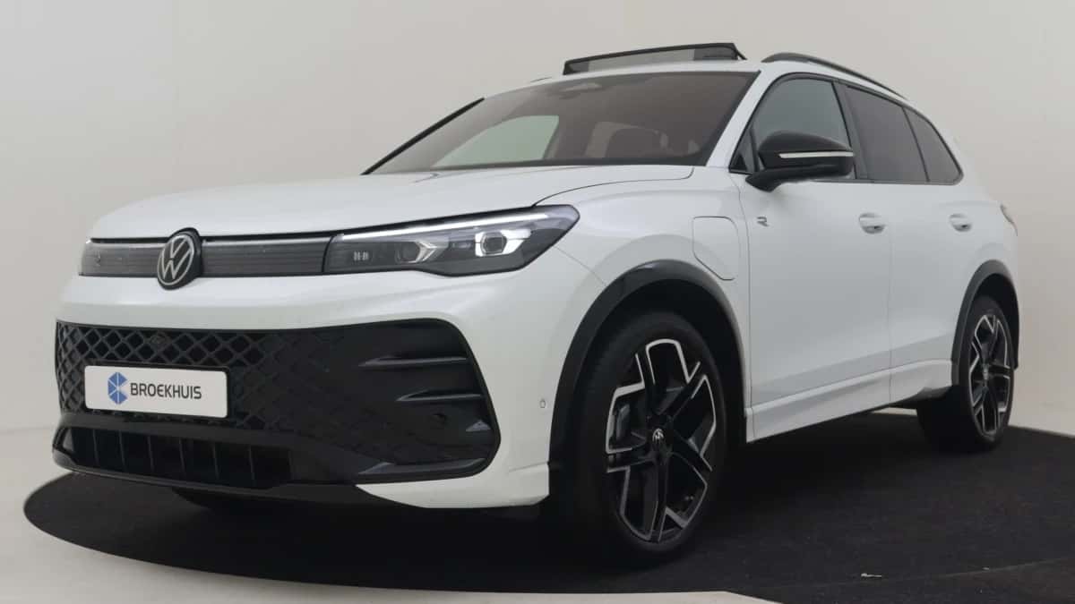 Volkswagen Tiguan (2025) — foto 1