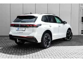 Volkswagen Tiguan (2025) thumbnail 2