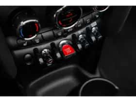 MINI Cooper (2022) thumbnail 22
