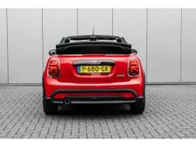 MINI Cooper (2022) thumbnail 4